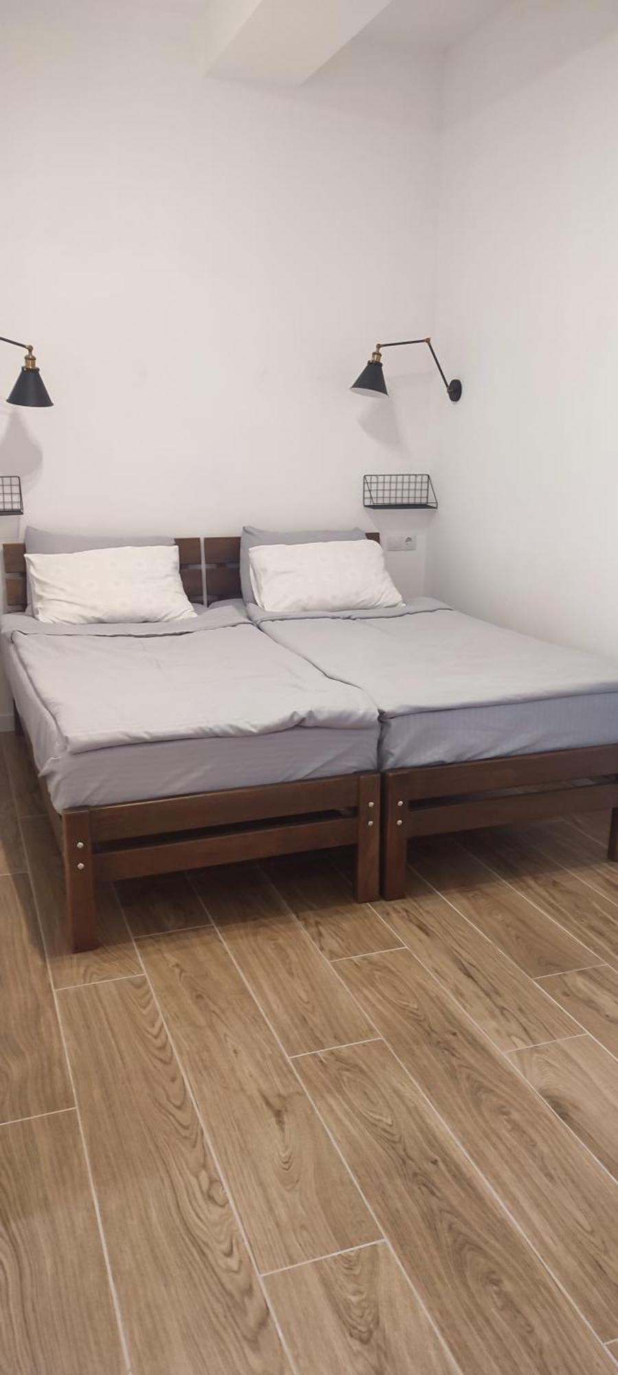 Romanticatbilisi Bagian luar foto